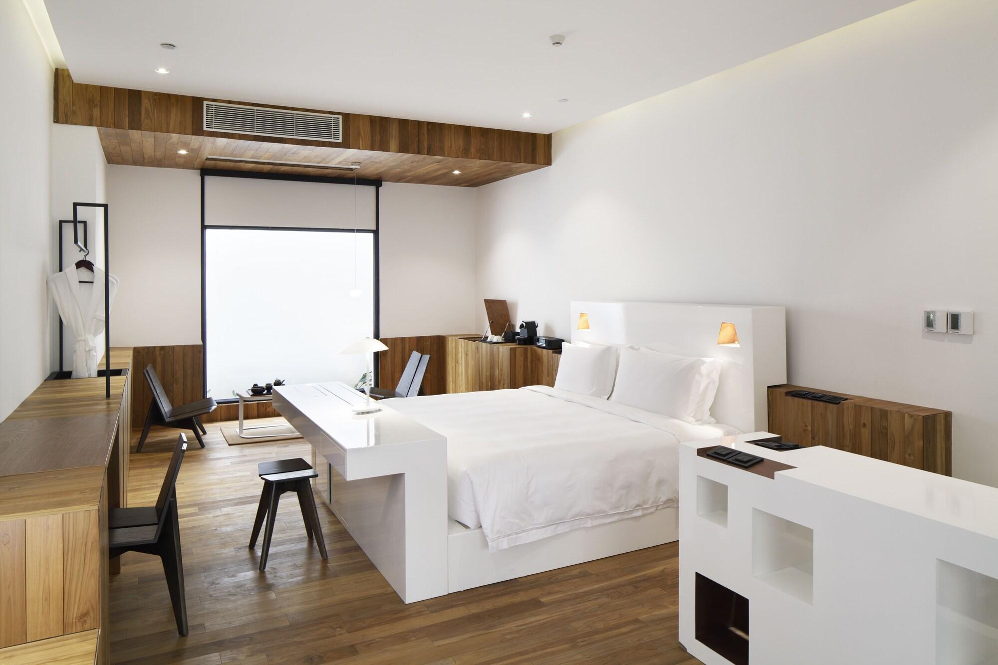Xiamen Hotel Wind Exterior photo